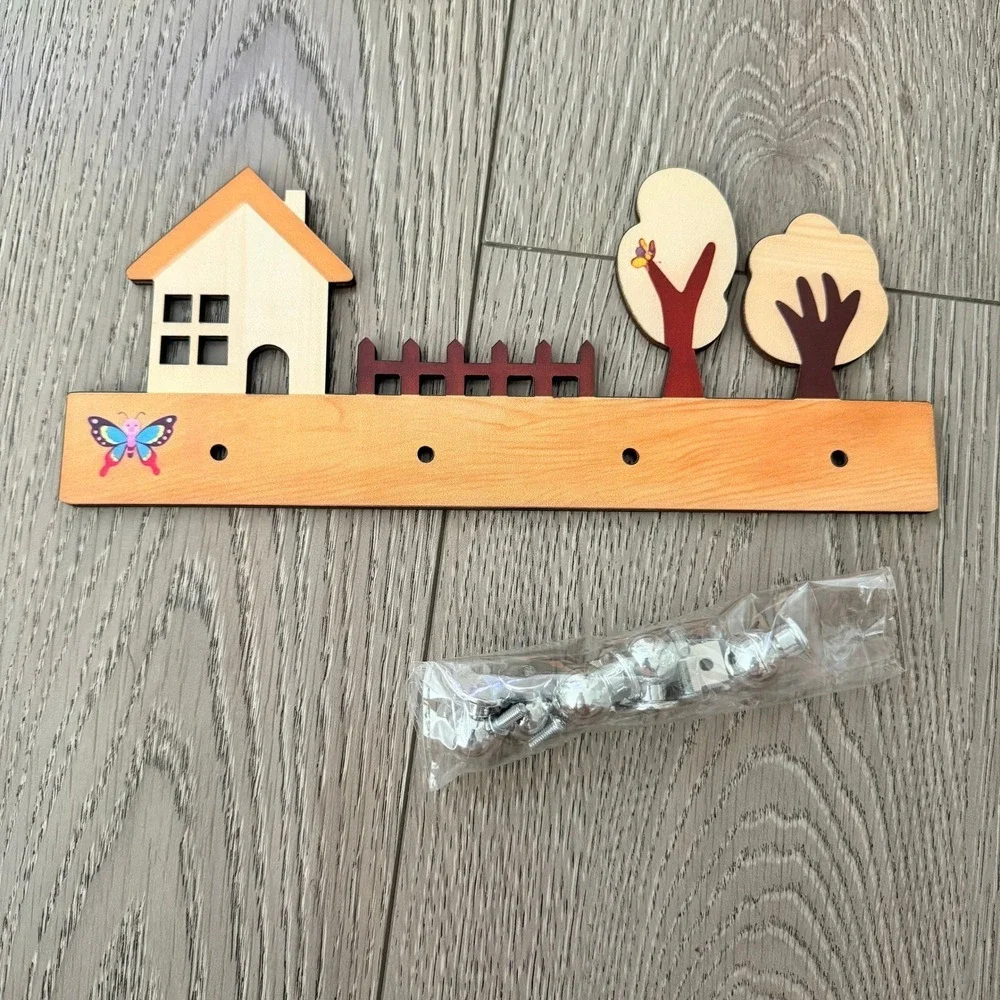 Decorative Wall Hook Rack Cottage House Key Storage Brown Wood 11in NEW